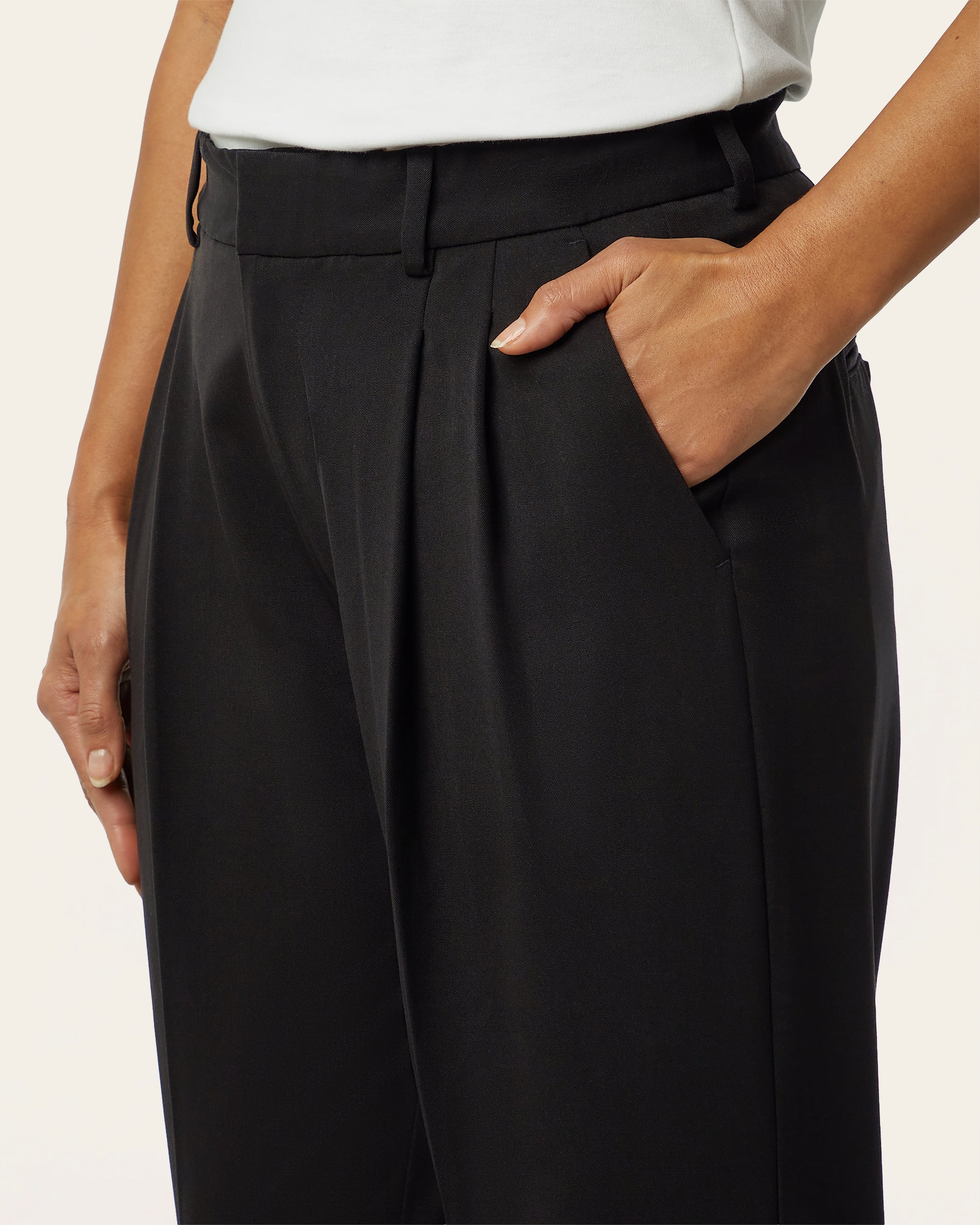 Pleated Signature wide pants - Black